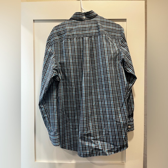 Mens Wrinklefighter dress shirt from Duluth Trading Company. Size medium - Picture 2 of 4